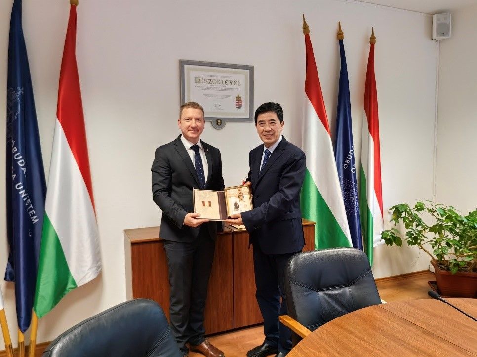 CPC Secretary Prof SHU Lichun Leads Delegation on Visit to Universities in Hungary and Austria